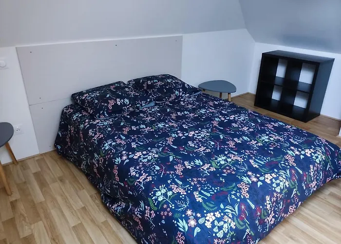 Le Coeur Valericain 4 Apartment